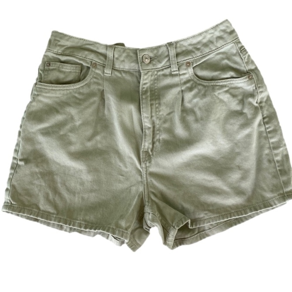 DIVIDED H&M Shorts Celery Green Women’s 8